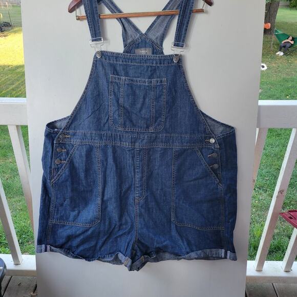 Torrid sz 18 denim short overalls shortalls women's plus - Picture 1 of 8